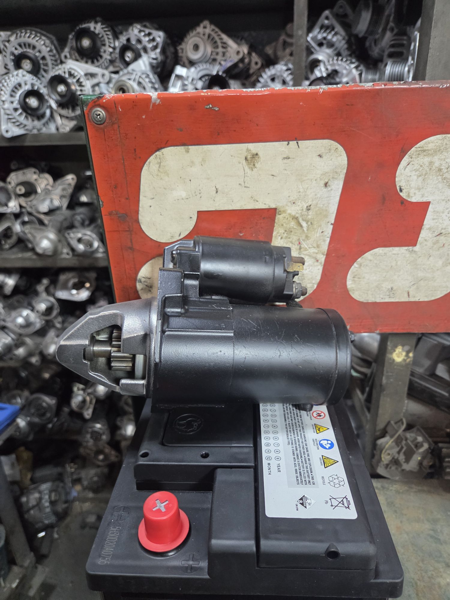 תיקון ושיפוץ סטרטר מיצובישי בתל אביב